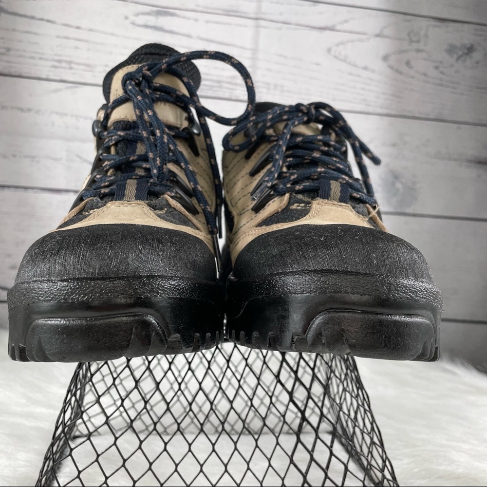 GH BASS & Co. Leather Hiking Trail Boots Women's, Model 3199 - Picture 2 of 14